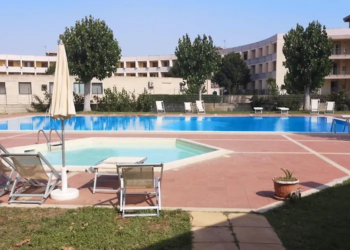 A Schiera Su Due Livelli Con Giardino Vakantiehuis